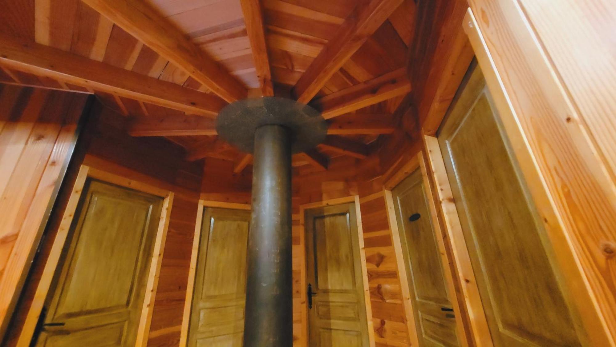 La Maison Ronde Et Ses 2 Cahutes Monthoiron Ngoại thất bức ảnh