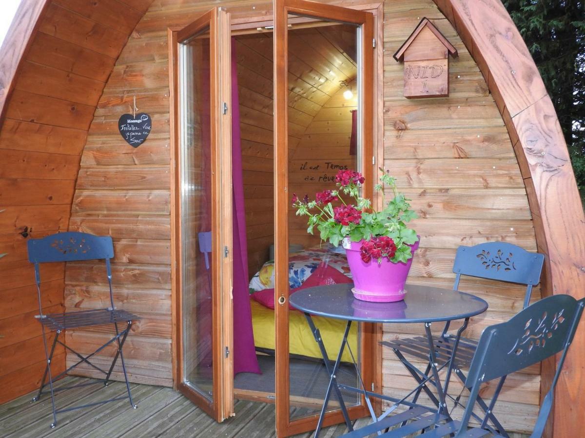 La Maison Ronde Et Ses 2 Cahutes Monthoiron Ngoại thất bức ảnh